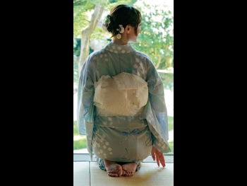  alt="Kana Hanazawa"