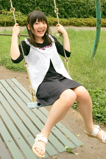 Kana Hanazawa