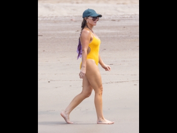  alt="Hilary Duff"