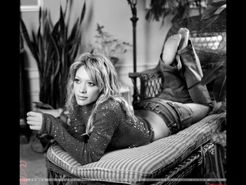  alt="Hilary Duff"