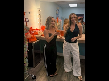  alt="Hilary Duff"