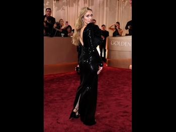  alt="Miley Cyrus"