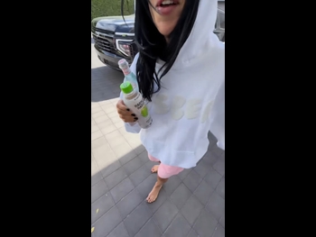  alt="Victoria Villarroel"