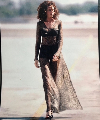 Robyn Lively