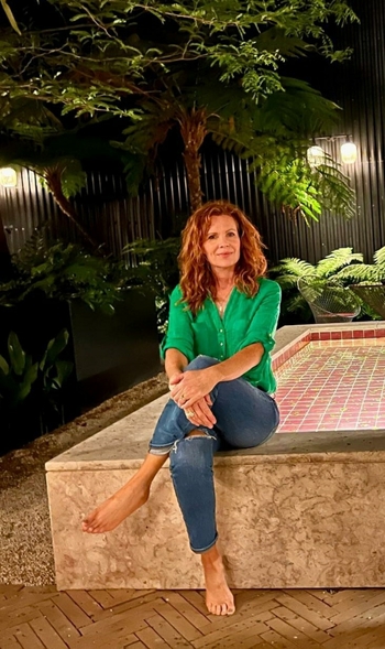 Robyn Lively