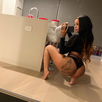 Alexis Skyy