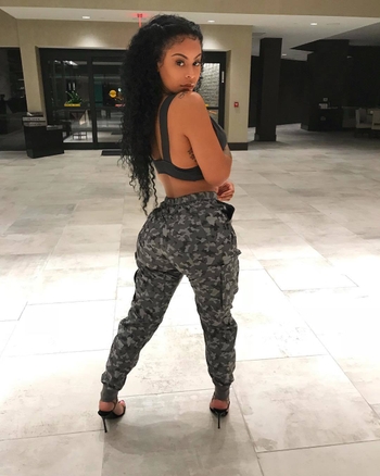 Alexis Skyy