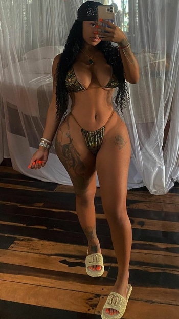 Alexis Skyy