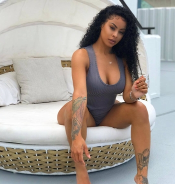 Alexis Skyy