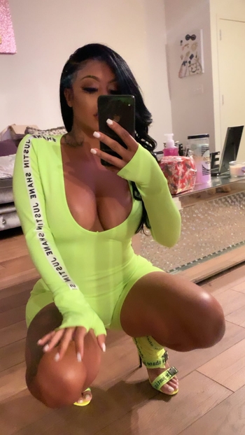 Alexis Skyy