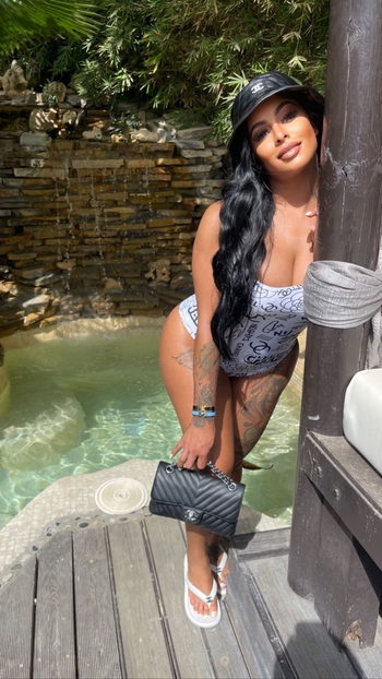 Alexis Skyy