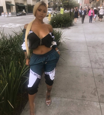 Alexis Skyy