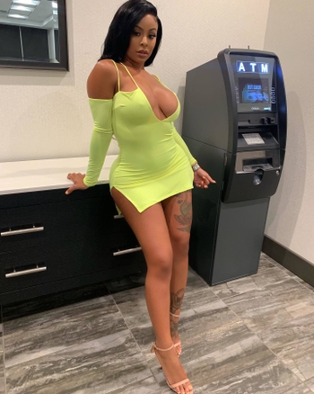 Alexis Skyy