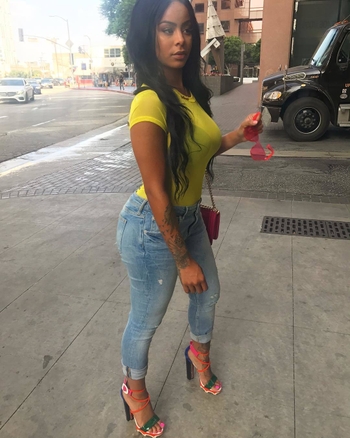 Alexis Skyy