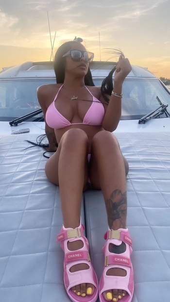 Alexis Skyy