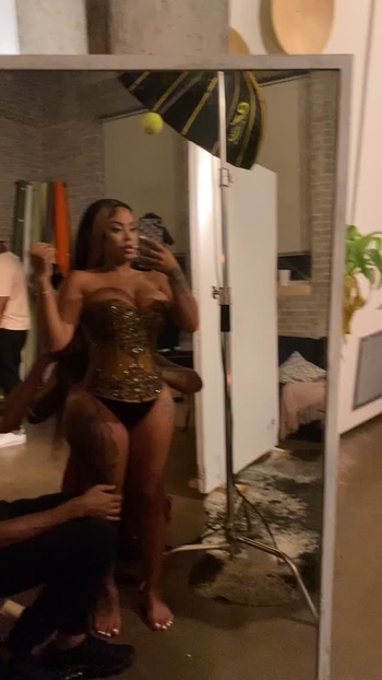 Alexis Skyy