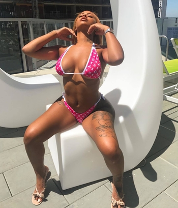 Alexis Skyy