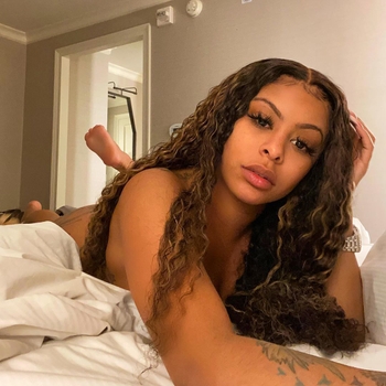 Alexis Skyy