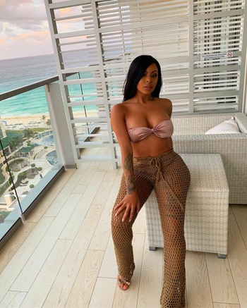 Alexis Skyy