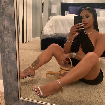 Alexis Skyy