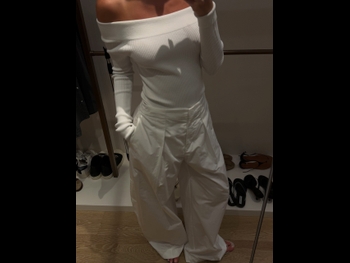  alt="Yael Shelbia"