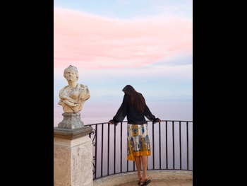  alt="Lily Chee"