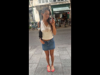  alt="Lily Chee"
