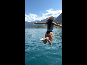  alt="Lily Chee"