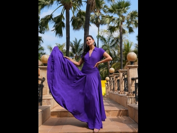  alt="Aahana Kumra"