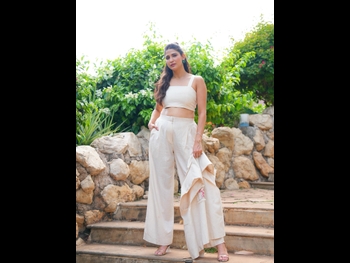  alt="Aahana Kumra"