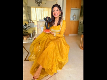  alt="Aahana Kumra"