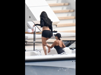  alt="Kylie Jenner"