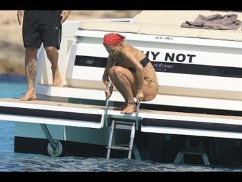  alt="Rita Ora"