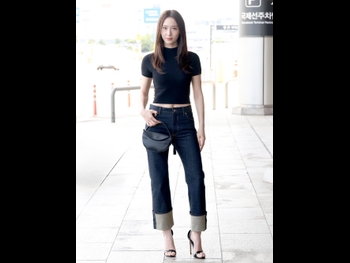  alt="Krystal Jung"