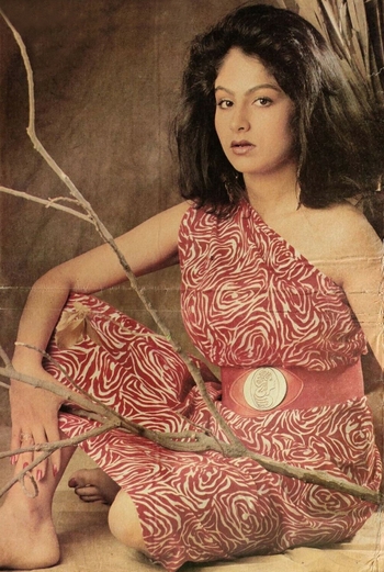 Ayesha Jhulka