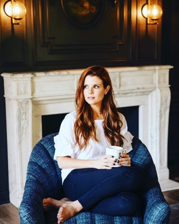 JoAnna Garcia Swisher