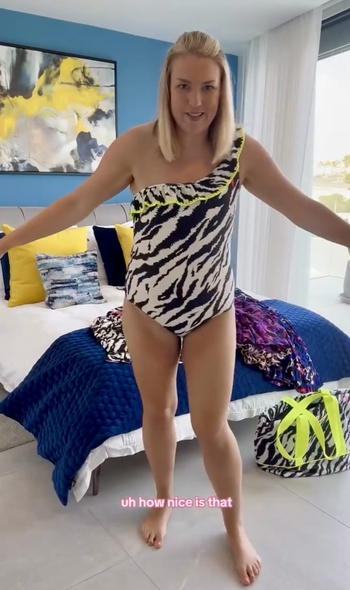 Sara Davies