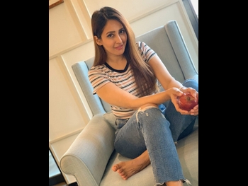  alt="Chahat Khanna"