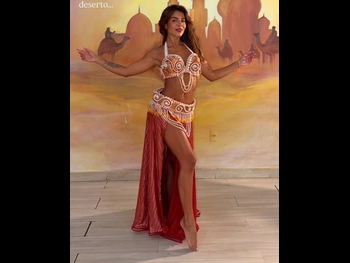  alt="Hariany Almeida"