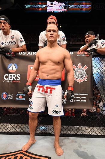 Junior Dos Santos