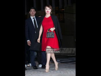  alt="Kim Hye-su"