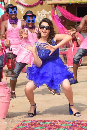 Hansika Motwani