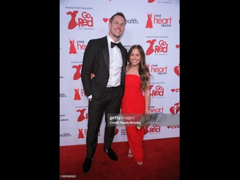  alt="Shawn Johnson (vii)"