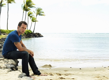 Alex O'Loughlin