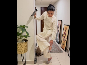  alt="Yashma Gill"