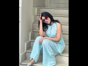  alt="Yashma Gill"