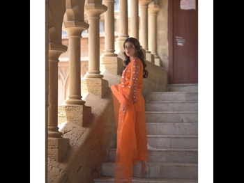  alt="Yashma Gill"