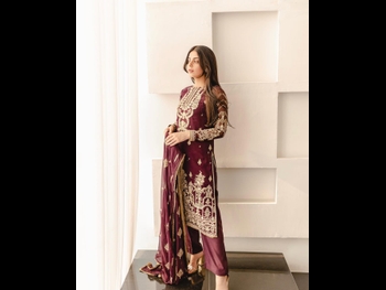  alt="Yashma Gill"