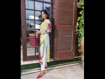  alt="Yashma Gill"