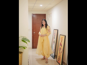  alt="Yashma Gill"